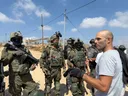 Израиль начал завозить дома в эвакуированное поселение на Западном берегу