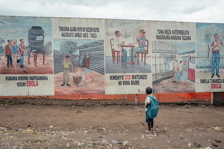 Ebola: l’épidémie progresse toujours en RDC et menace la région