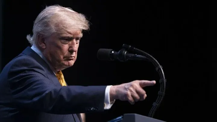 Trump prijeti bombardovanjem Omana ako se "nađe na putu" pregovorima SAD-a i Irana
