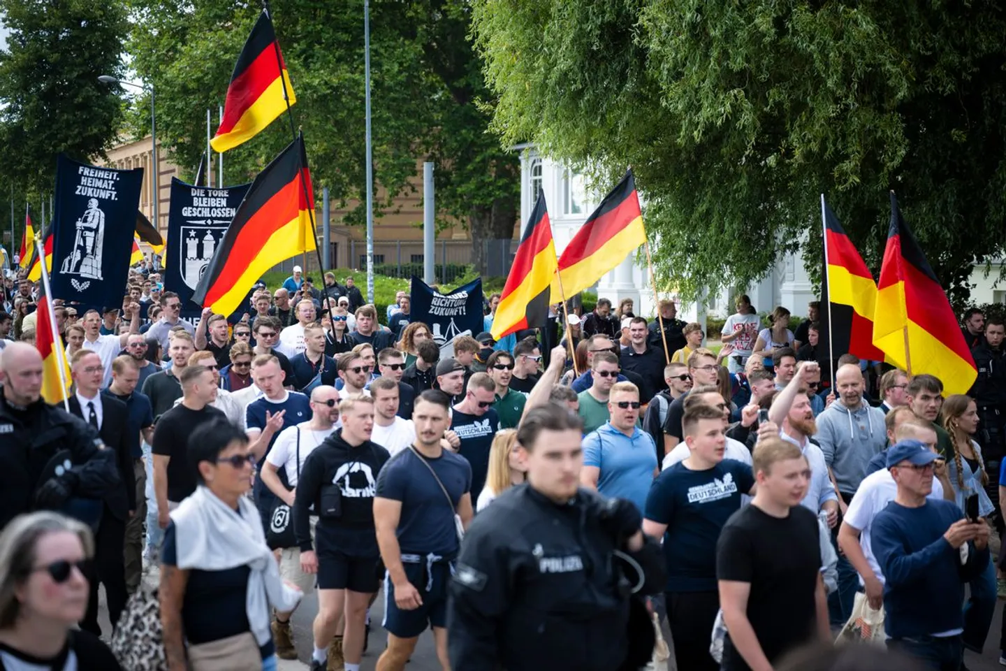 20 Jahre AGG: Schützt Deutschland Menschen mit Migrationsgeschichte ausreichend?