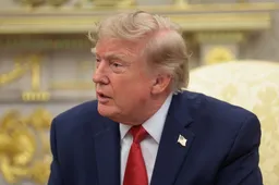 Рейтинг Трампа среди республиканцев стремительно падает