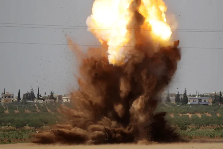 Израиль нанес четыре авиаудара по военному аэродрому в Сирии