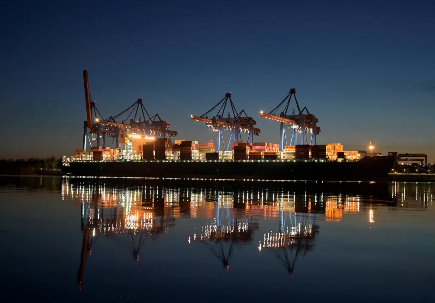 German port strike halts cargo operations at key ports including Hamburg