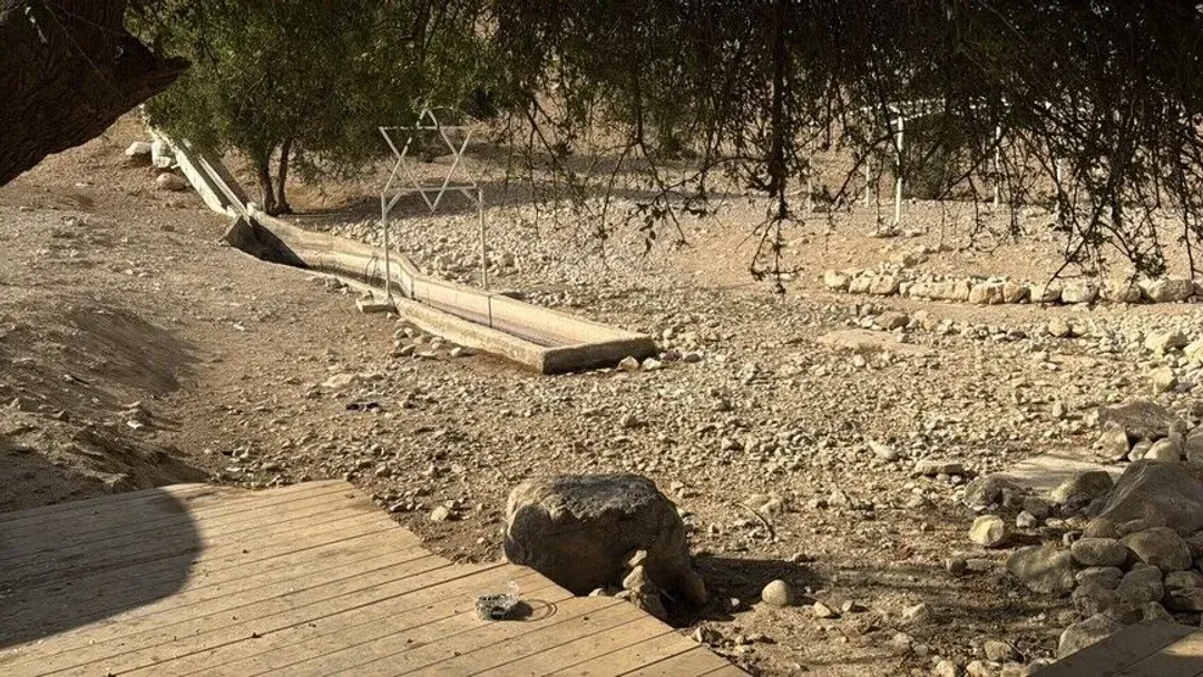 Izraeli ndërpret furnizimin me ujë  zhvendosen dhjetëra familje palestineze në Bregun Perëndimor