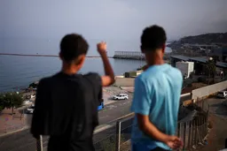 La búsqueda por construir otra vida en Ceuta: jóvenes marroquíes hablan de esperanza y peligro