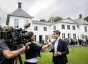 Raad van State en planbureaus hard over miljardenschuif kabinet-Jetten