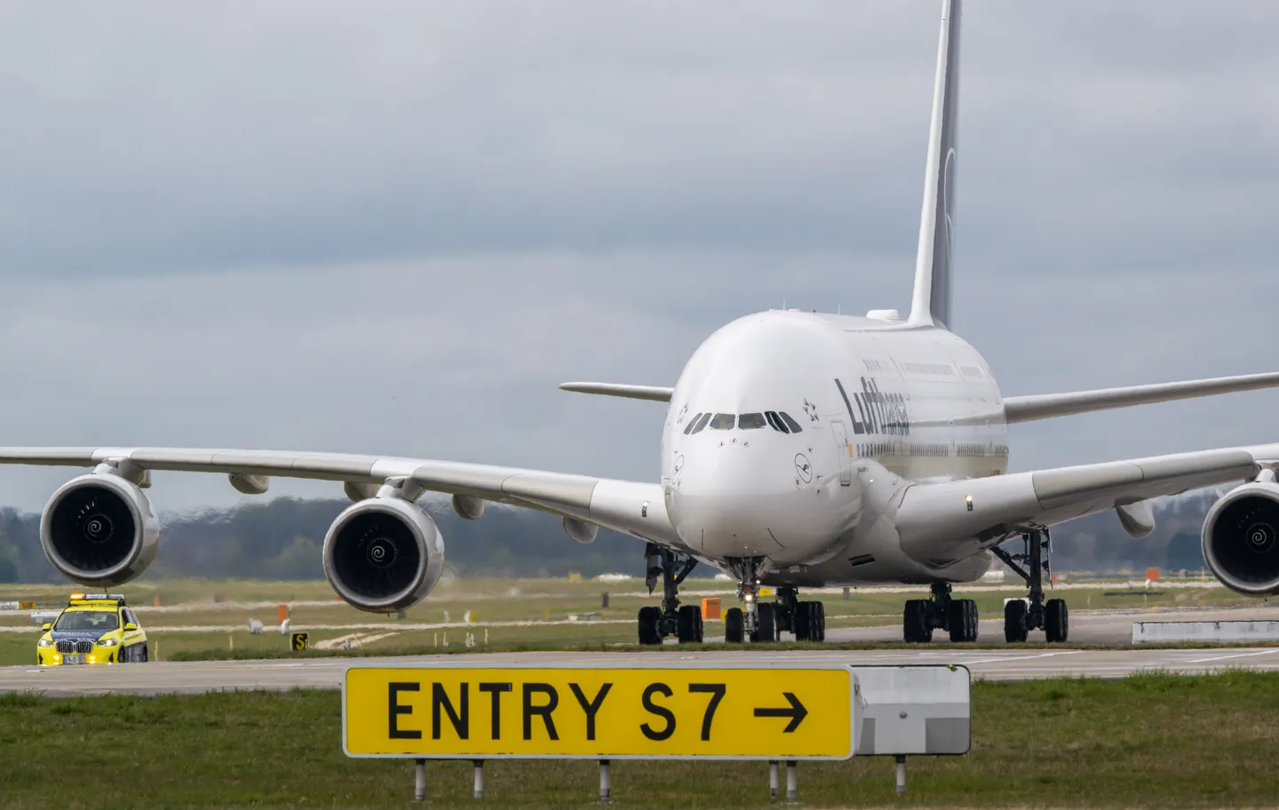 Zwei Flug-Zwischenfälle am Airport München geben Rätsel auf