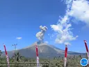 Gunung Ibu, Lewotobi Laki-Laki, dan Semeru erupsi beruntun pada Selasa malam