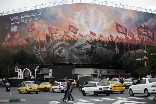 Ligjvënësi iranian: Teherani do të kundërpërgjigjet nëse ShBA-ja përdor armë bërthamore