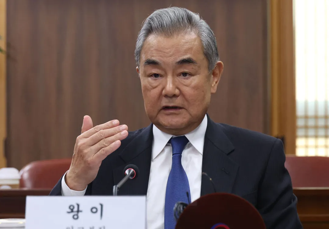 중국 최고 외교관, 한반도 평화 위해 '건설적 역할' 다할 것 다짐