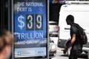 Selloff resumes despite US Treasury's effort to buy back its own bonds