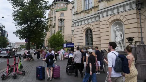 Istraživanje: Polovina Finaca strahuje da će vještačka inteligencija dovesti do masovne nezaposlenosti
