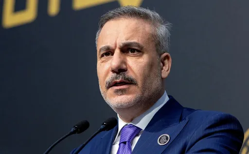 Hakan Fidan discute du plan de paix pour Gaza avec ses homologues égyptien et saoudien