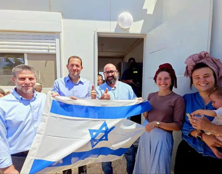 Illegal Israeli settlers return to last occupied West Bank settlement closed over 20 years ago