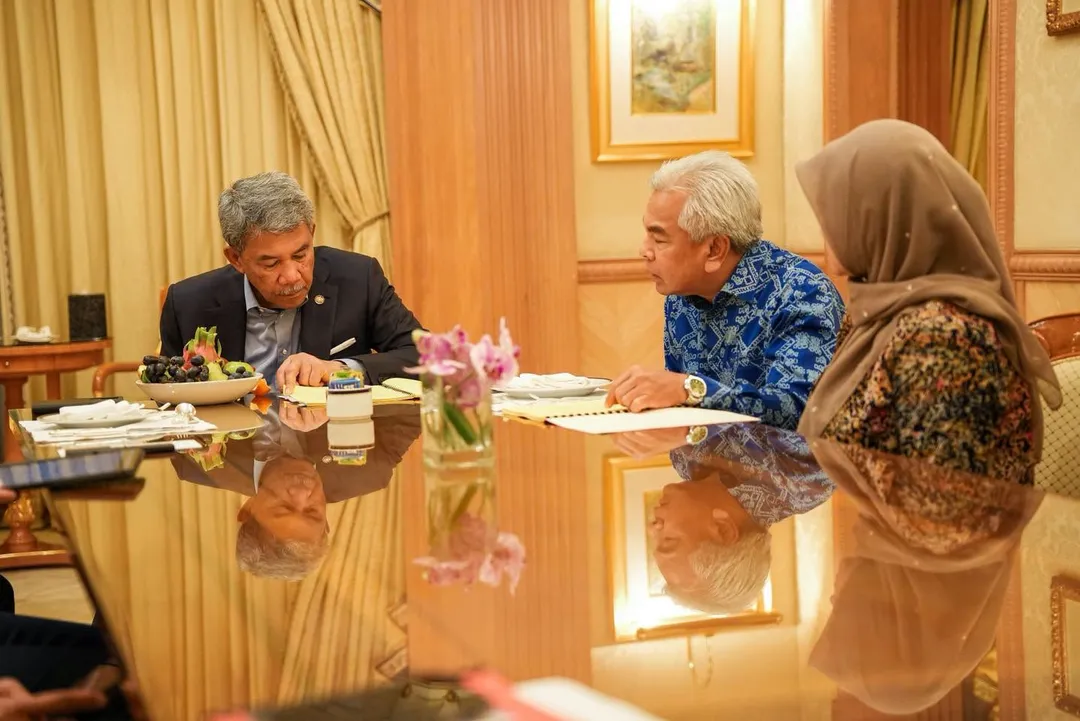 Malaysia guna saluran diplomatik tangani kebakaran hutan, jerebu dari Indonesia – Mohamad