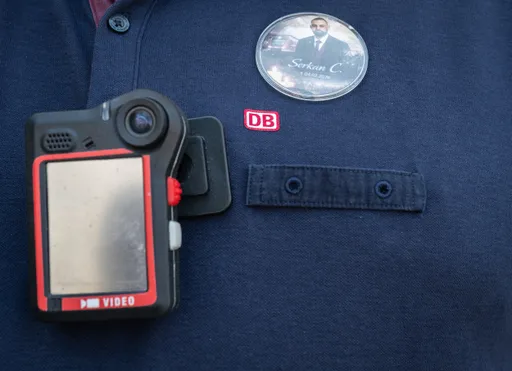 Sicherheit für Zugbegleiter: Bahngewerkschaft erwägt Streiks ab Januar