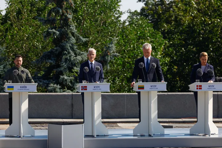 Лидеры шести европейских стран прибыли в Киев