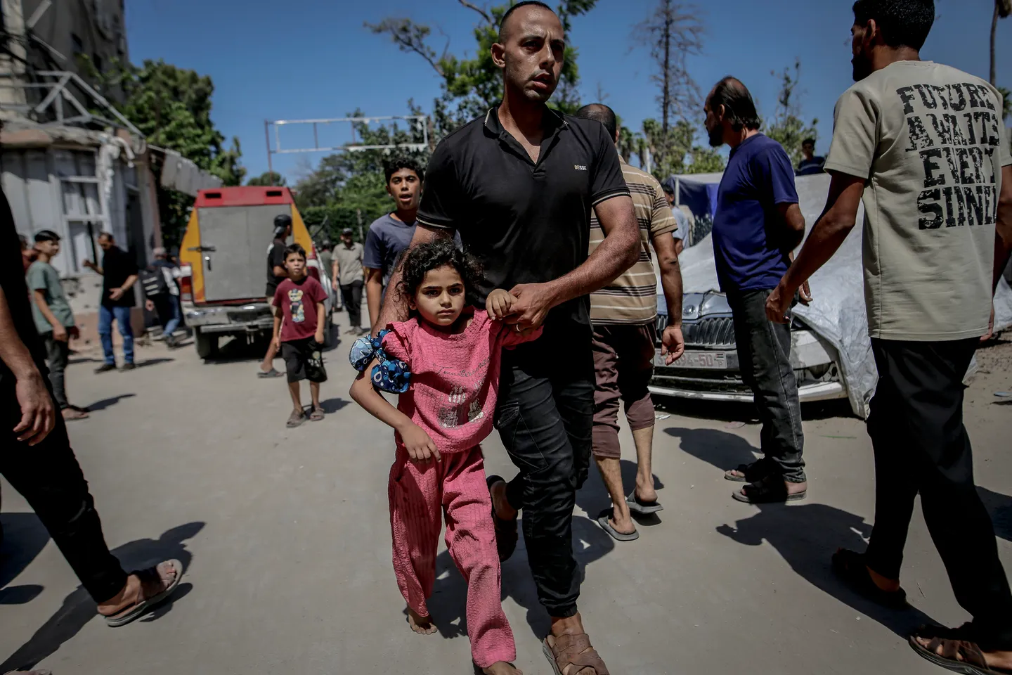 Israeli defence minister threatens Gaza assassinations, evacuations over balloon launches