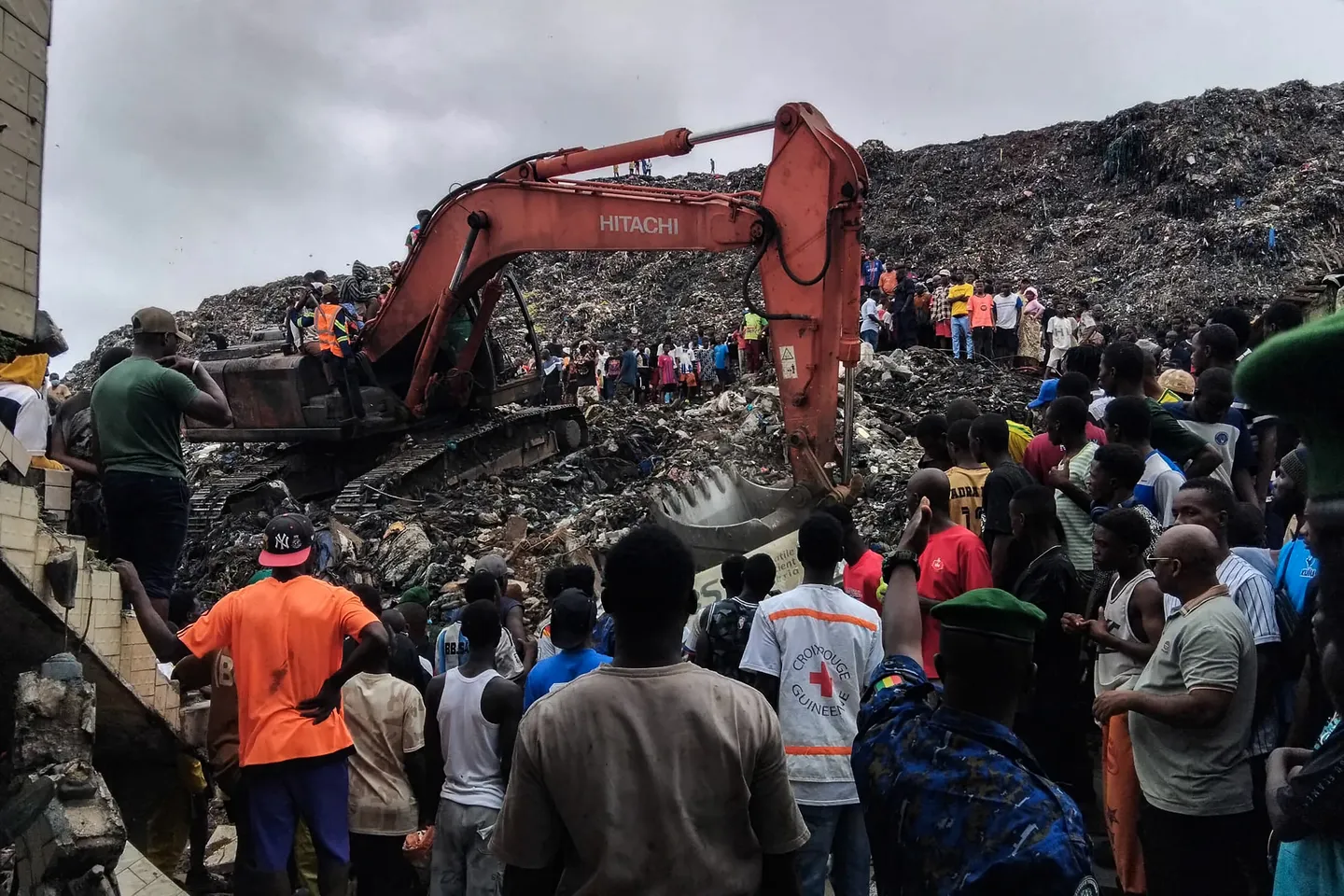 Landfill collapse kills at least 30 in Guinea