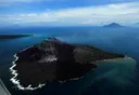 Gunung Anak Krakatau erupsi enam kali, kolom abu capai 250 meter