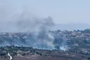 Liban-Sud: Israël bombarde, détruit des maisons et incendie des champs malgré la trêve