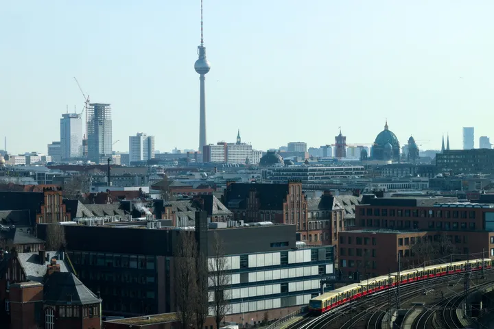 German corporate bankruptcies surge to 20-year high as economy slows