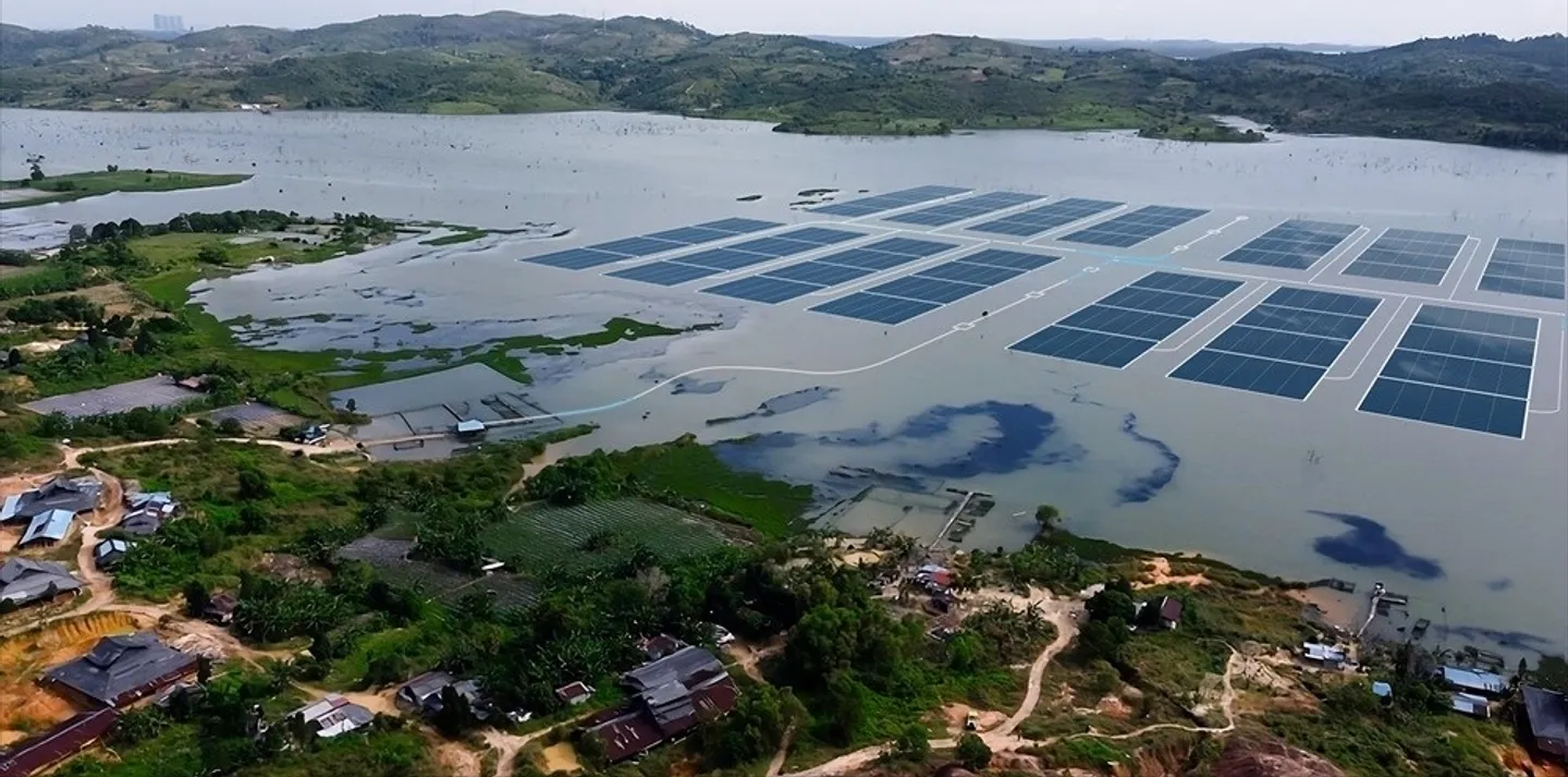 Presiden Prabowo luncurkan PLTS 100 GWp, perkuat transisi energi nasional