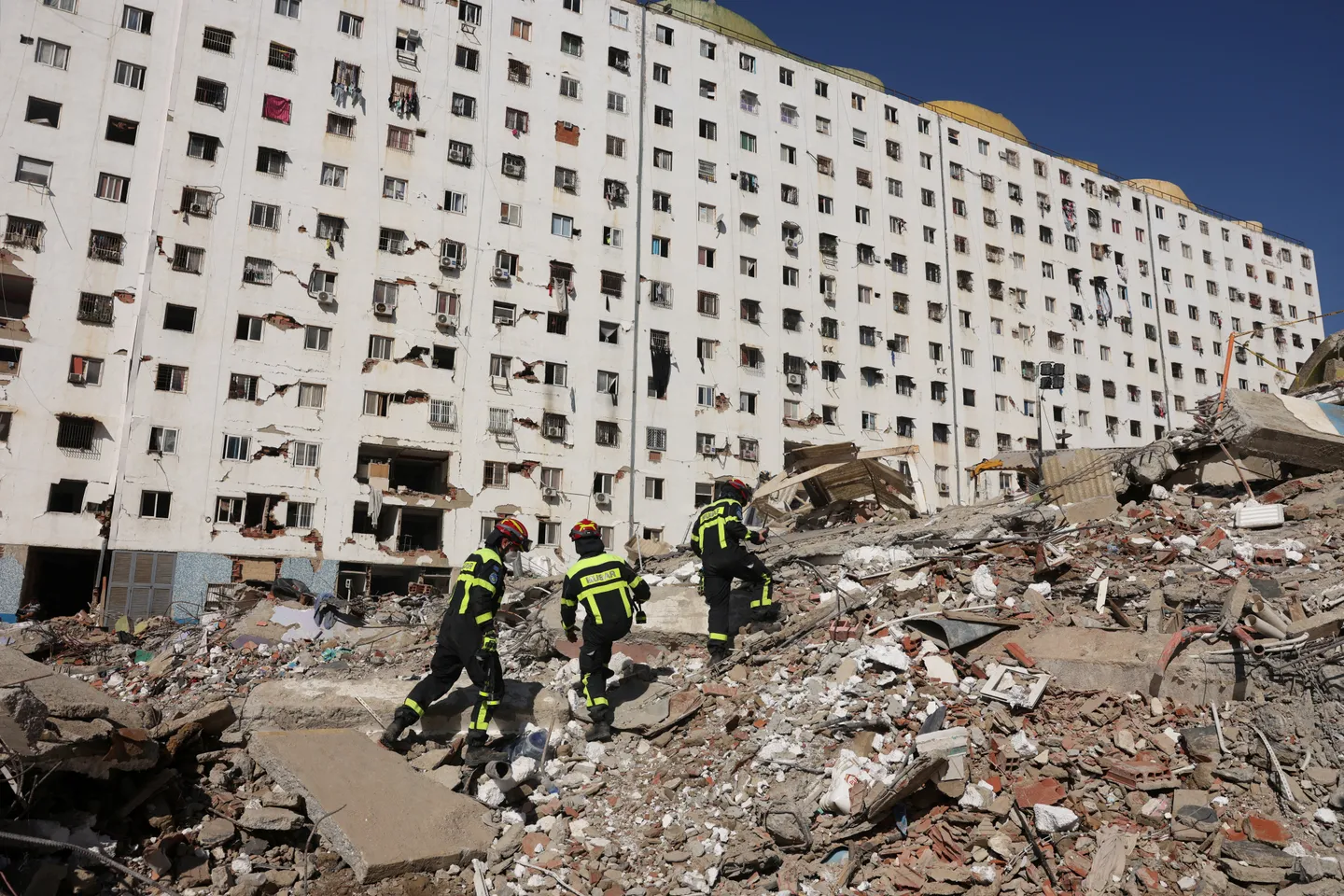 Venezuela earthquake death toll rises to over 6,500 as reconstruction efforts advance