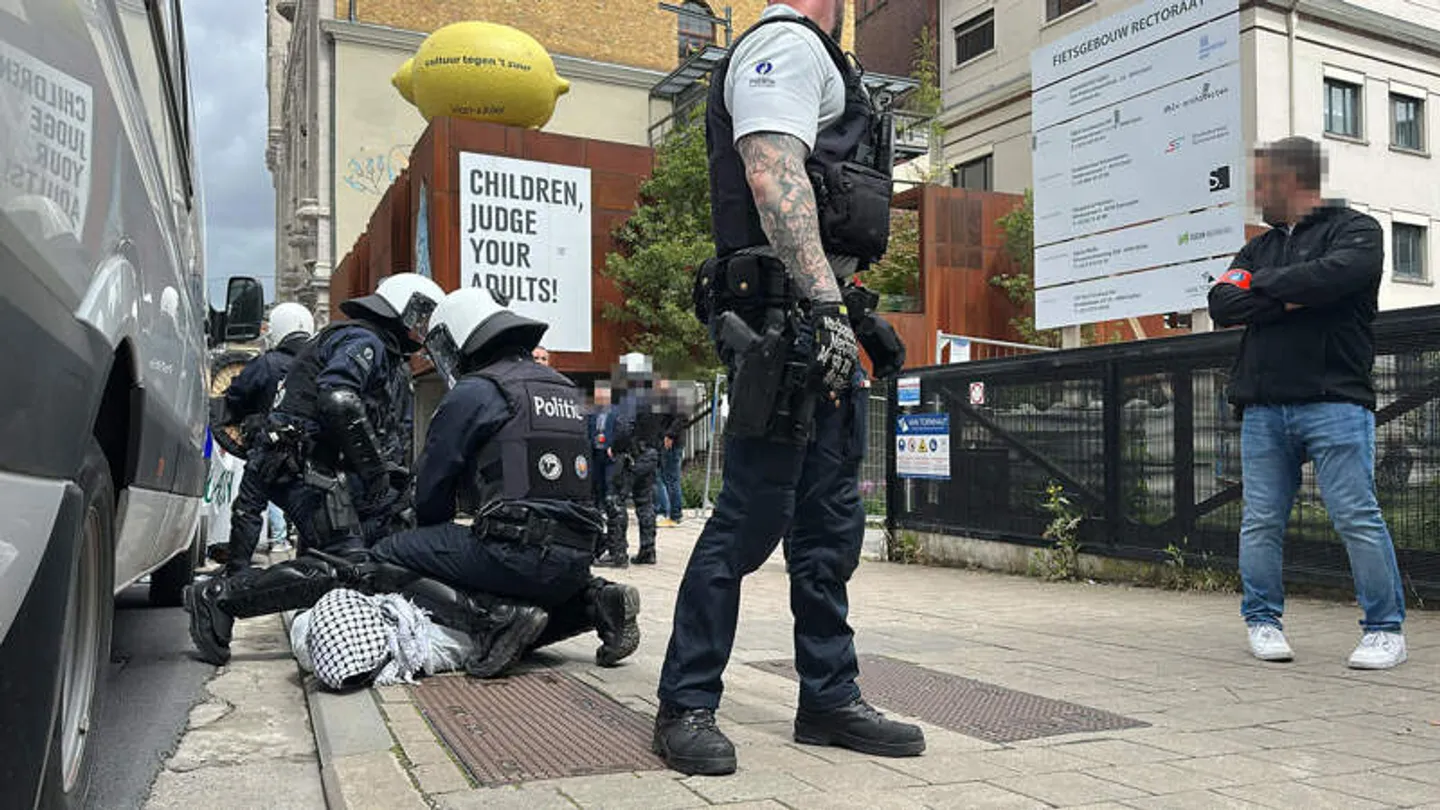 Parket seponeert onderzoek naar geweld tegen politie bij ontruiming pro-Palestijnse actie in UGent