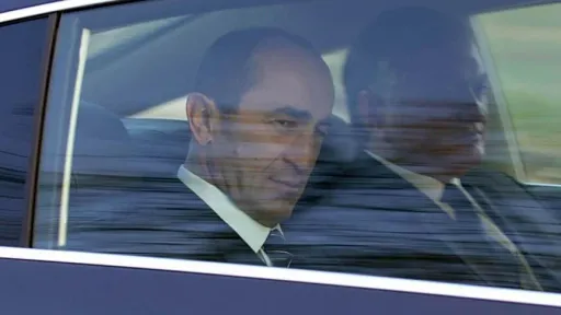 В Армении по делу о коррупцииза держаны экс-президент и его сын