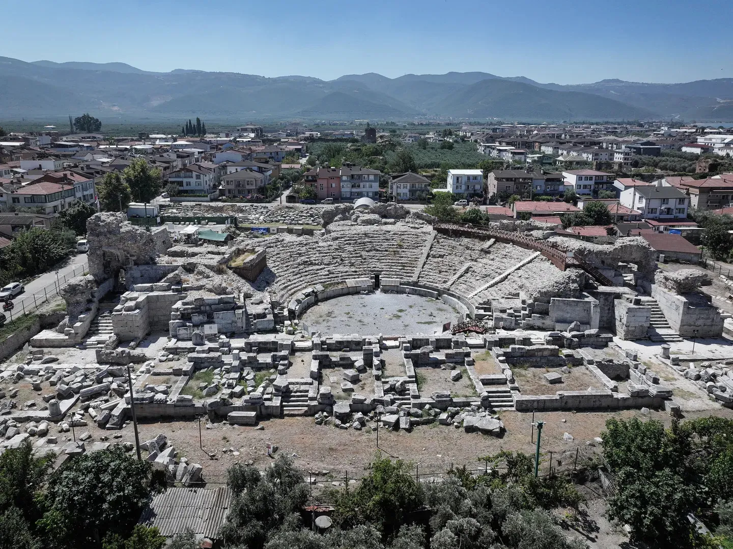 Ancient theatre site in Türkiye reveals evidence of Anatolia's earliest known plague