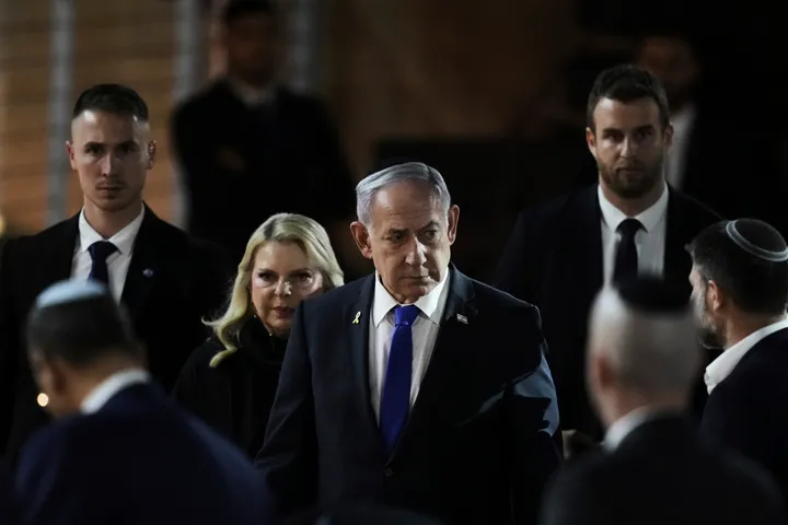 עובד נוסף תובע את משרד ראש הממשלה: טענות להתעמרות מצד שרה נתניהו