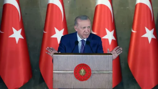 اردوغان: تورکیه با وجود درگیری‌های منطقوی در مسیر توسعه و رفاه گامهای استوار برمیدارد