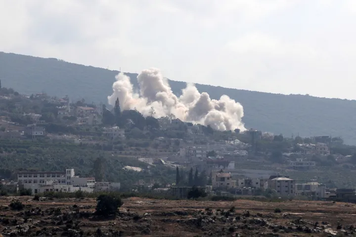 Israel carries out renewed air strikes on southern Lebanon