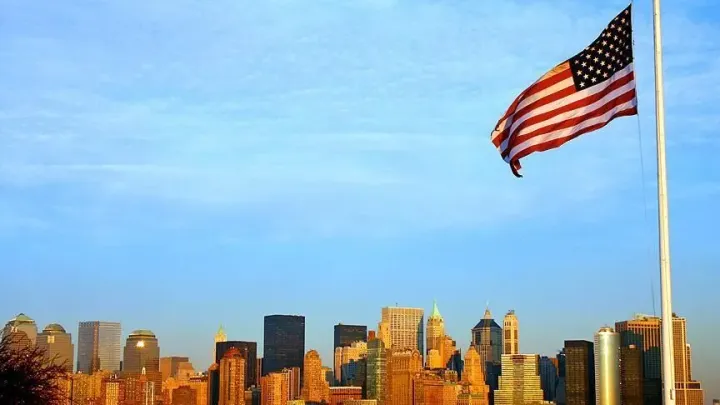 США поставили визовые собеседования на паузу