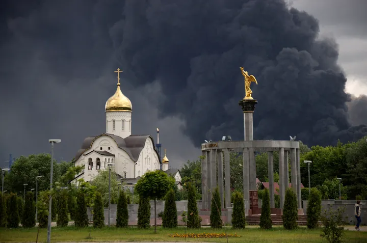Russia threatens UK military sites over Ukraine's use of British missiles