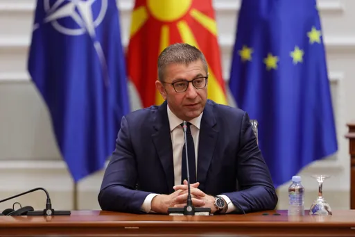 Мицкоски: Остануваме на стратегијата за изградба на дата центри