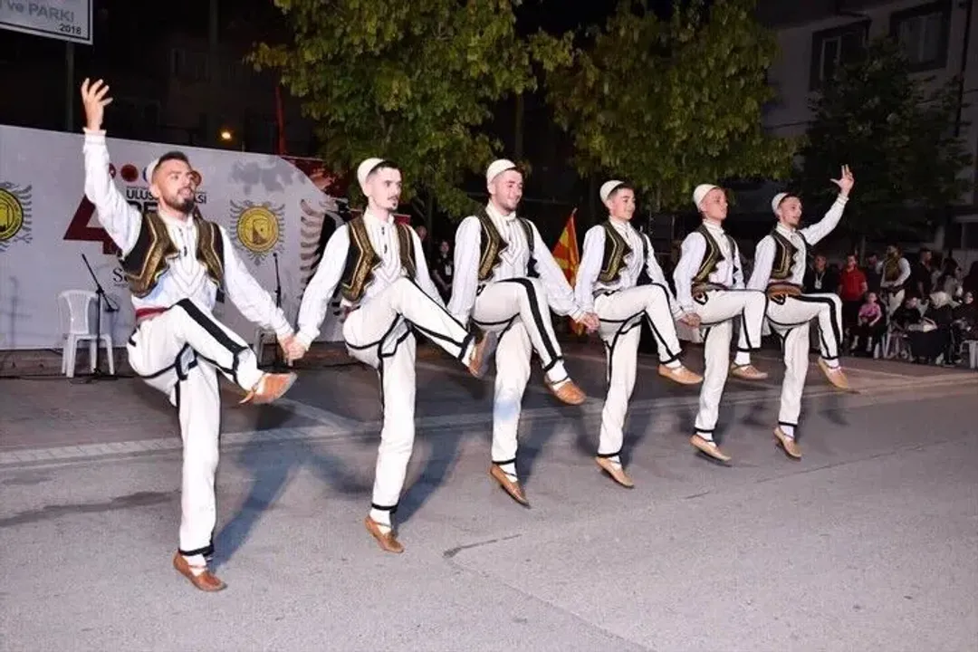 prezantohet-kultura-ballkanike-ne-türkiye-gjate-festivalit-nderkombetar-te-petulles