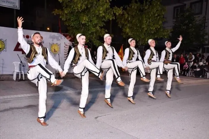 Prezantohet kultura ballkanike në Türkiye gjatë Festivalit Ndërkombëtar të Petullës