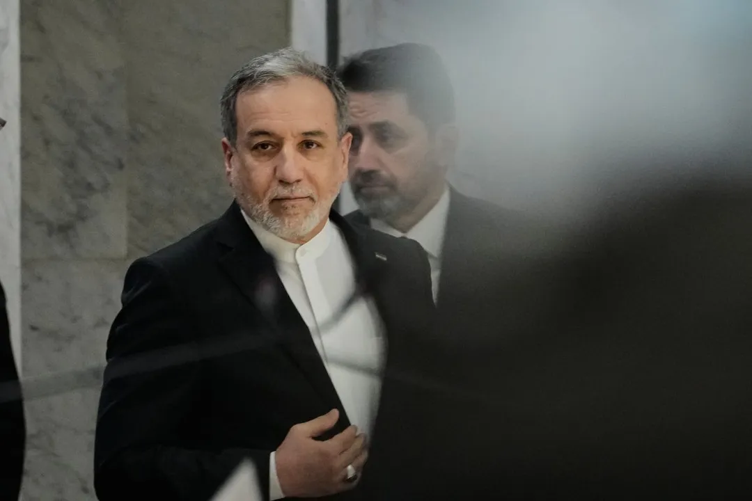 Zeichen für Diplomatie: Katars Regierungschef im Iran