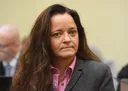 Anhörung von NSU-Mittäterin Zschäpe: OLG München entscheidet über weitere Haftdauer