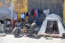 Ceuta: Demonstranten setzen Flüchtlingslager in Brand