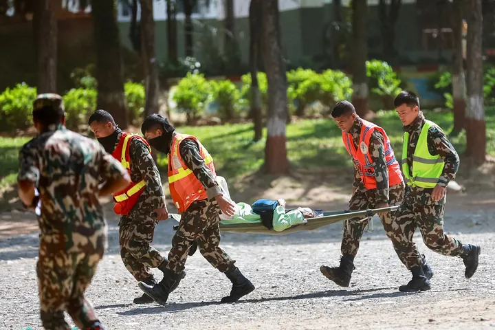 Crues dans l’Himalaya: plus de 1 000 morts au Népal et qu Tibet, plus de 4 400 disparus