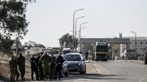 Rreth 370 fëmijë palestinezë mbahen në burgjet izraelite