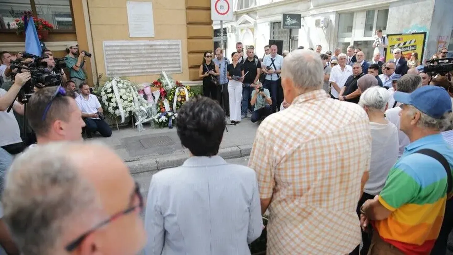 Obilježena 31. godišnjica masakra na sarajevskoj pijaci Markale: Otišao je onaj koji je naređivao zlo, ostaju presude