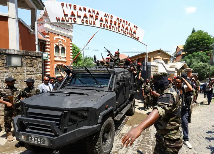 Madagascar : le ministère de la Justice suspend 3 magistrats et 15 agents pénitentiaires
