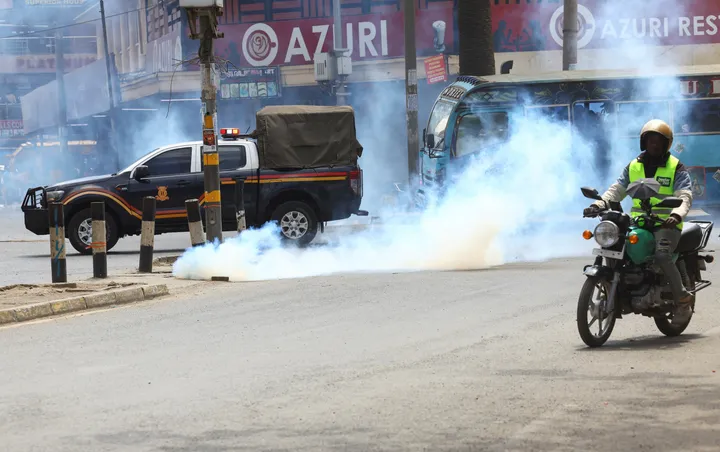 Kenya police disperse traders protesting import duty hike with tear gas