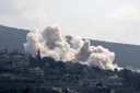 إسرائيل تواصل قصف جنوب لبنان وتحرق منازل وتستهدف مناطق في النبطية وبنت جبيل وصور