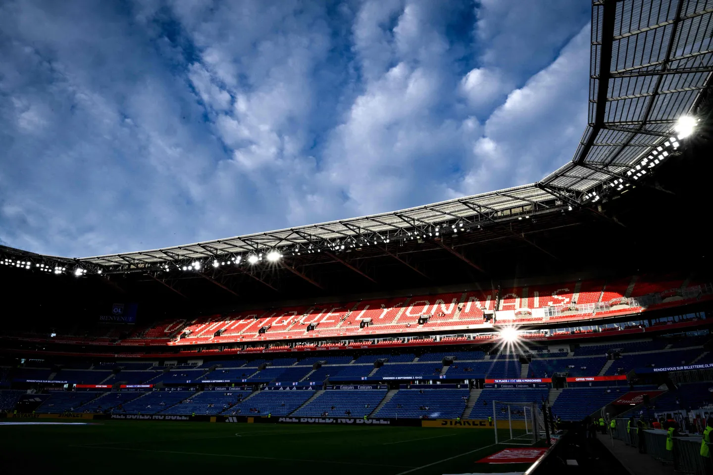 Football: deux agressions à caractère raciste dénoncées en marge du match OL-Le Havre