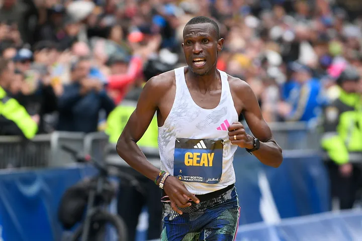 Gabriel Geay : Nyota wa riadha wa Tanzania 'Moto wa kuotea mbali'